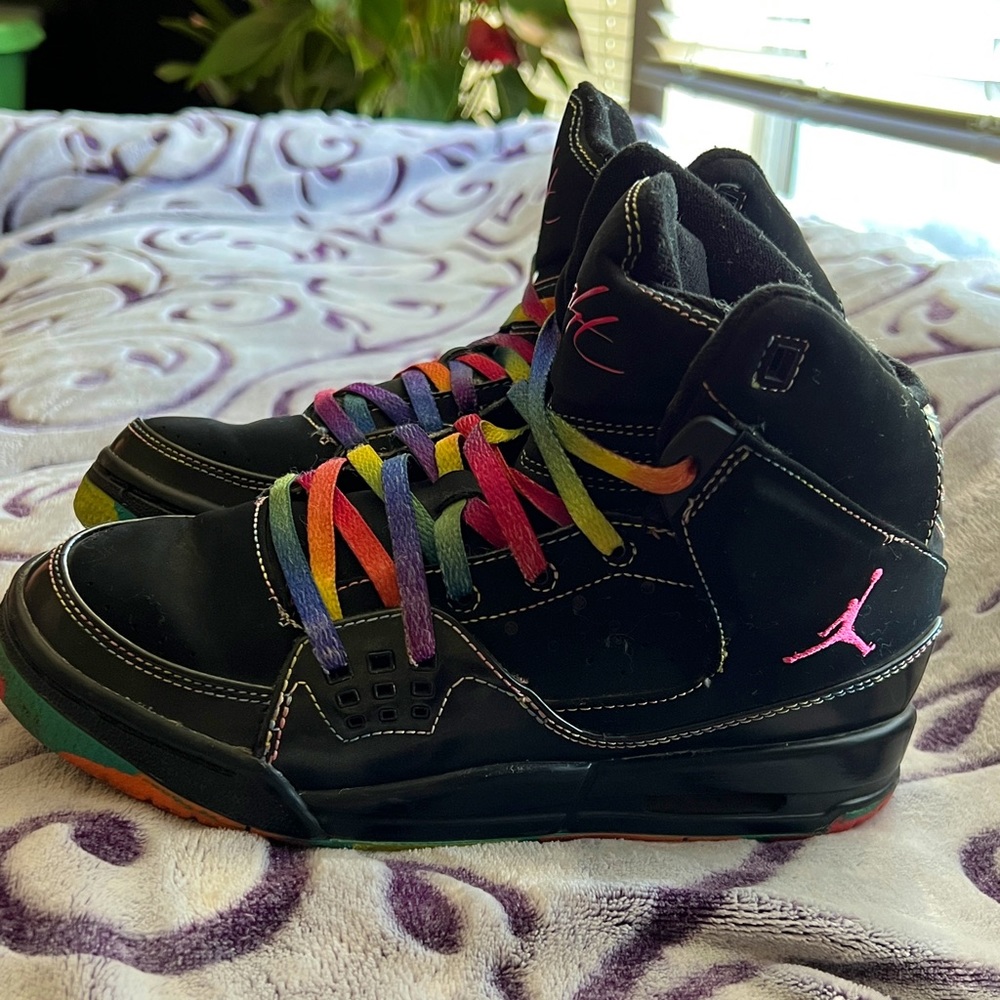 Girls Air Jordan Flight Size 4Y